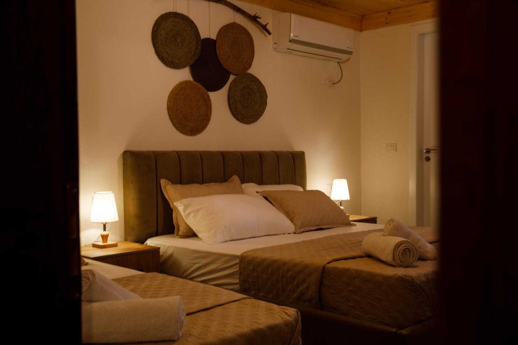 Guva Guest House Gjirokastër Eksteriør billede