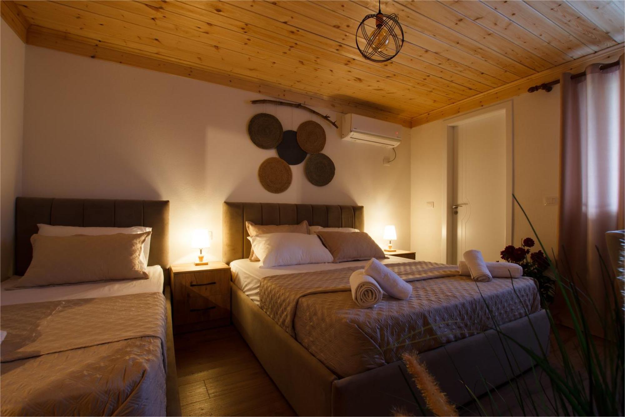 Guva Guest House Gjirokastër Eksteriør billede