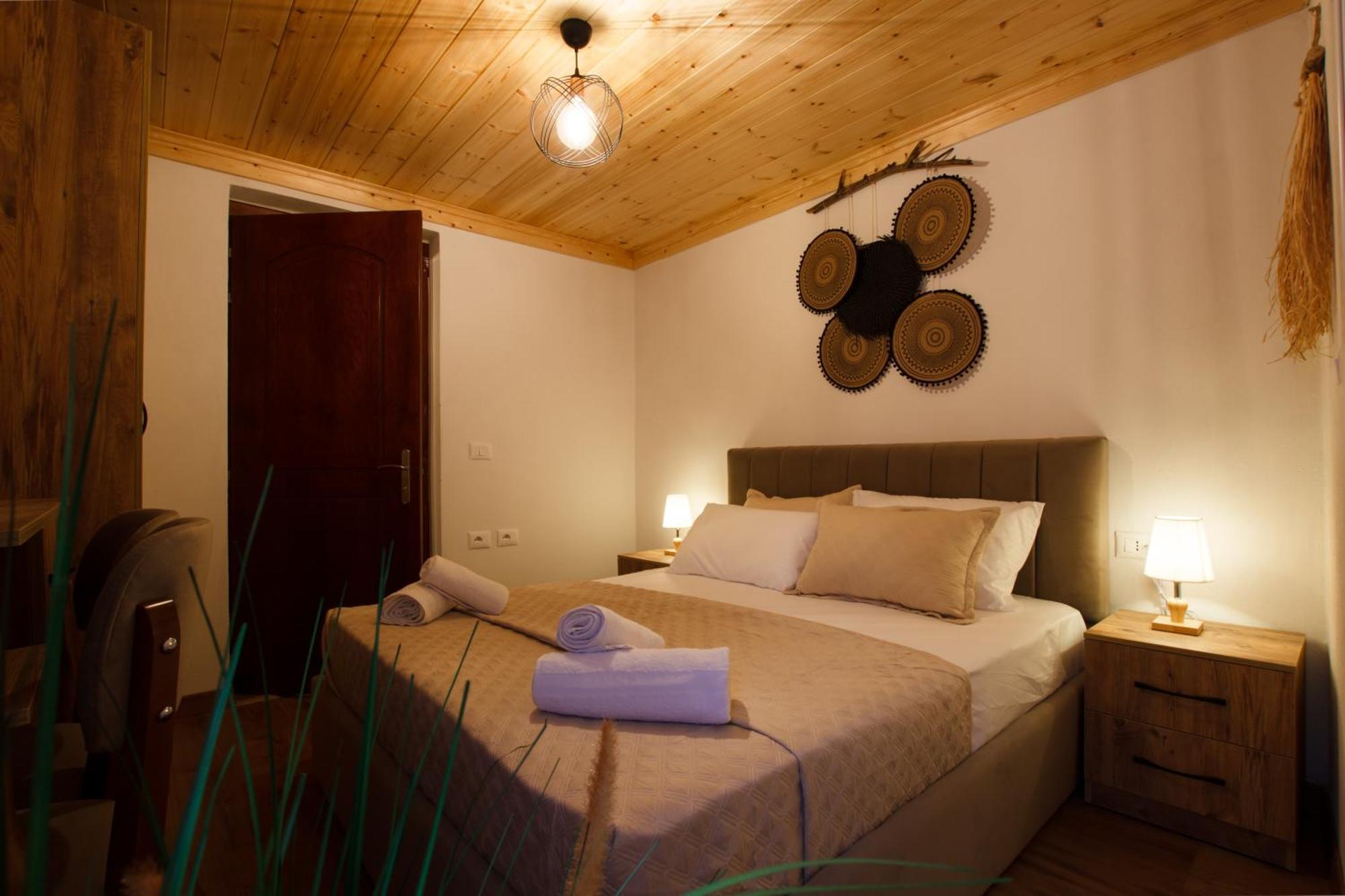 Guva Guest House Gjirokastër Eksteriør billede